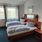 Hotel & Restaurant Heidekrug In Pinneberg, Free Parking And Wifi