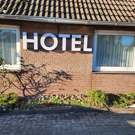 & Restaurant Heidekrug In Pinneberg, Free Parking And Wifi 3* Appen