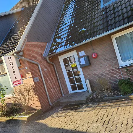 Hotel & Restaurant Heidekrug 24h Check-in, Pinneberg, Free Parking And Wifi 3*