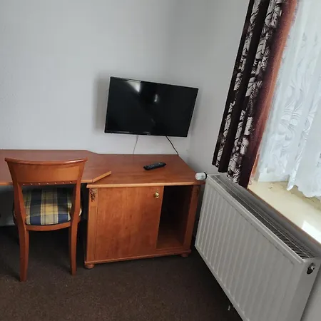 & Restaurant Heidekrug In Pinneberg, Free Parking And Wifi Appen