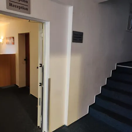 Hotel & Restaurant Heidekrug 24h Check-in, Pinneberg, Free Parking And Wifi Appen