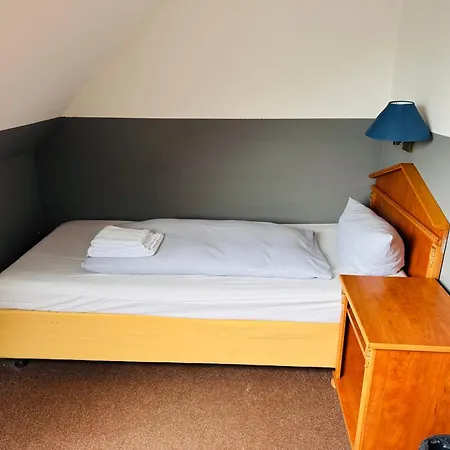 Hotel & Restaurant Heidekrug 24h Check-in, Pinneberg, Free Parking And Wifi Appen